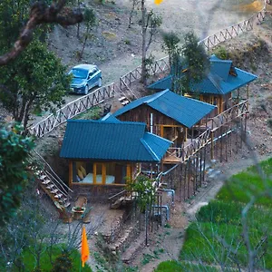 Farm stay Livingstone Jungle, Shimla